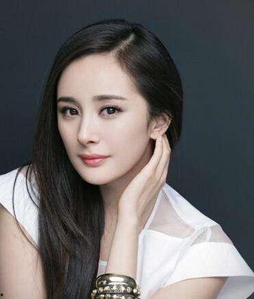 杨幂爆料娱乐圈内容介绍,揭秘明星背后的真实生活 第2张 杨幂爆料娱乐圈内容介绍,揭秘明星背后的真实生活 第2张